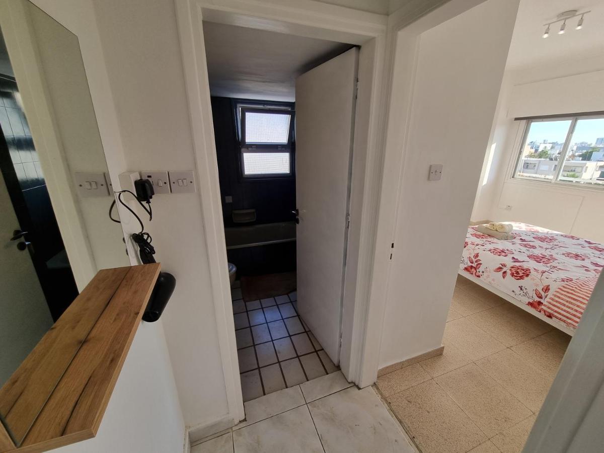 City View Rooms Larnaca Exterior photo