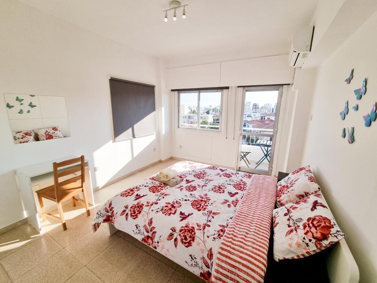 City View Rooms Larnaca Exterior photo